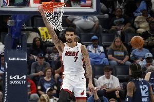 斯波:韦尔表现非常出色 看到他做出这样回应感到很欣慰